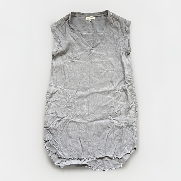 Cloth & Stone Lyocell T-Shirt Dress M Gray V-Neck Lagenlook Frayed Raw Hem Boho - Picture 2 of 12